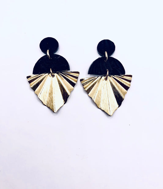 Gold Fan drop down earrings